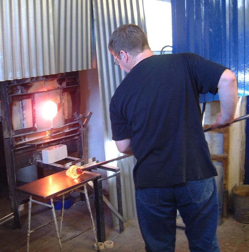 Glass blowing courses, demonstrations and events