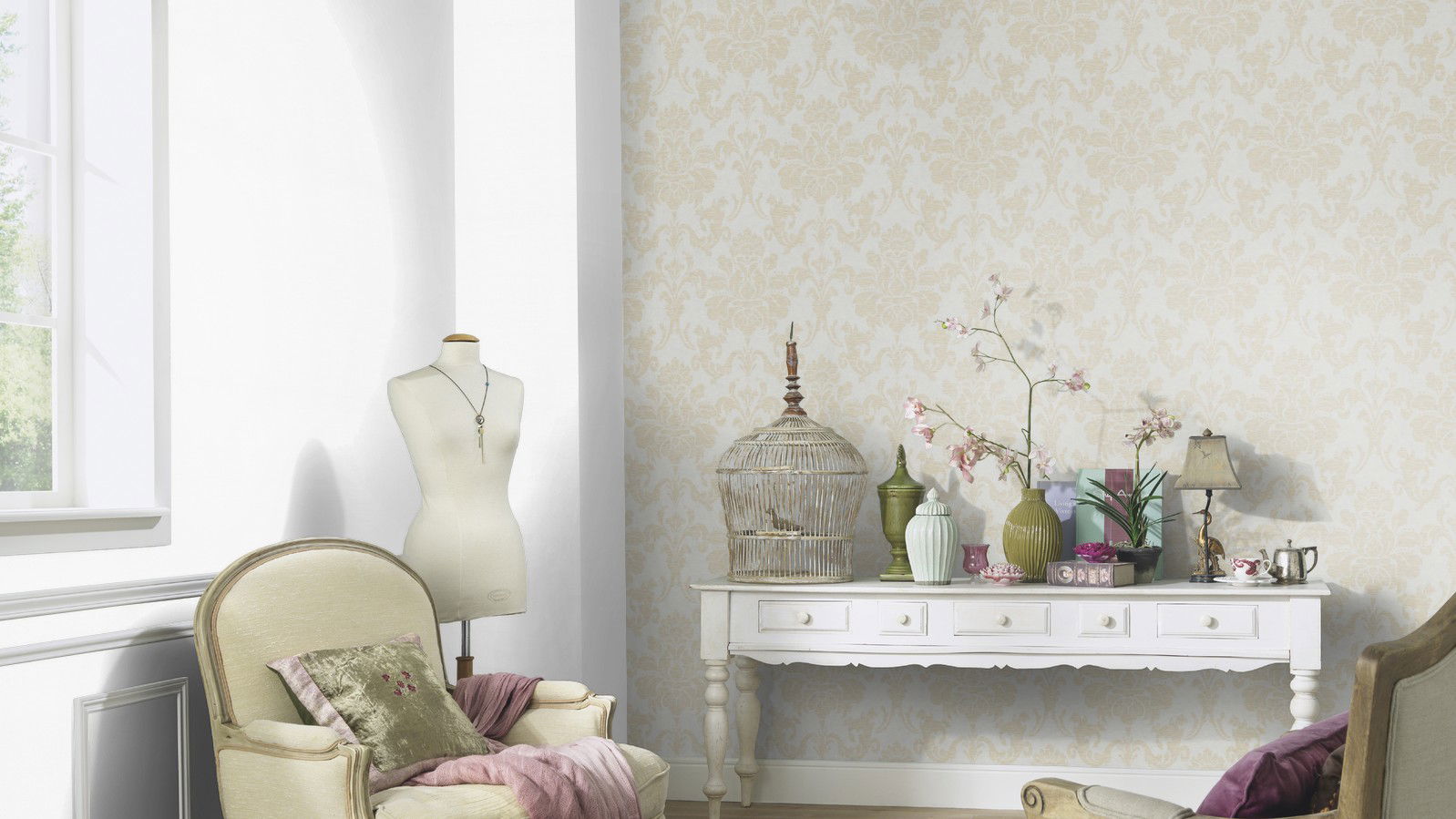 Divine Wallcoverings Life S On The Wall Divine Wallcoverings Is A Retail Re Distributor Of Wallpapers From Renowned Manufacturers In Europe Asia And The Middle East