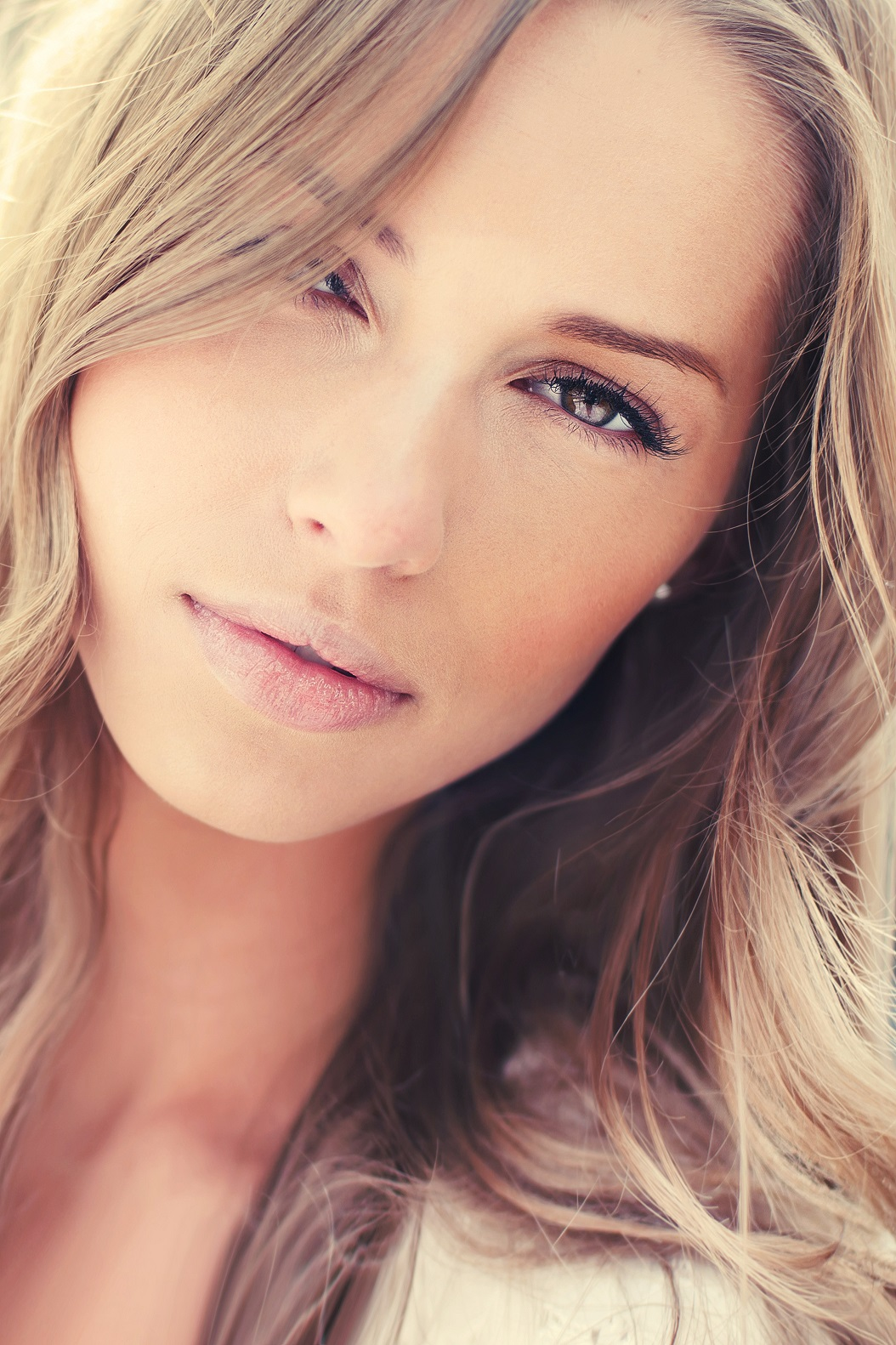 Maquillage_Avril_Chez_AM-Cosmetiques.jpg