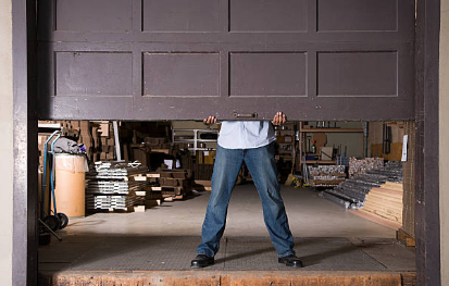 Aspects To Bear In Mind When Selecting The Right Garage Door