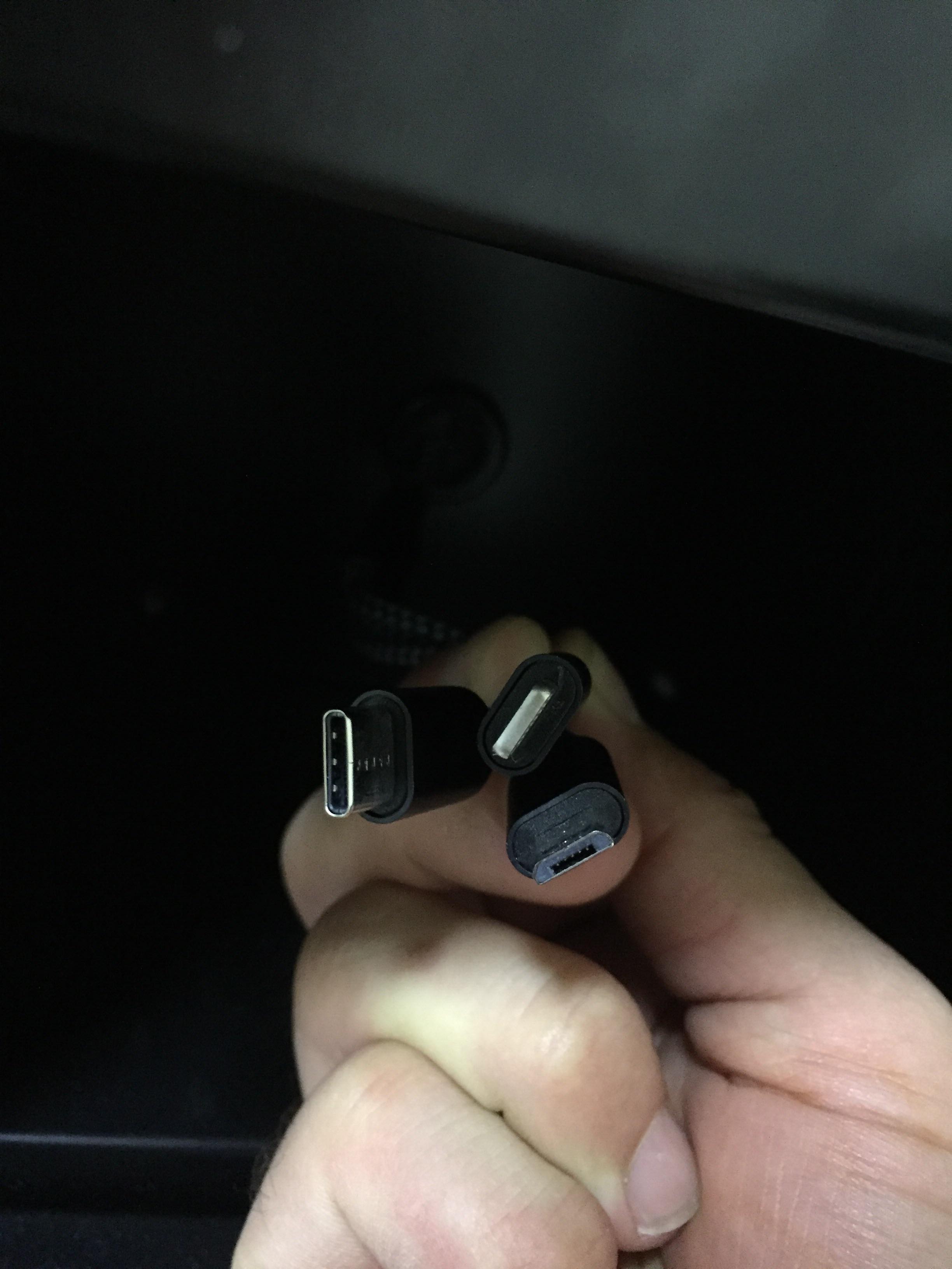 Vending mobile charging station. product thumbnail 16