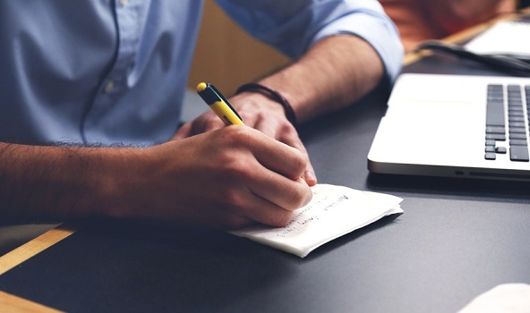 write-targeted-email-to-contact