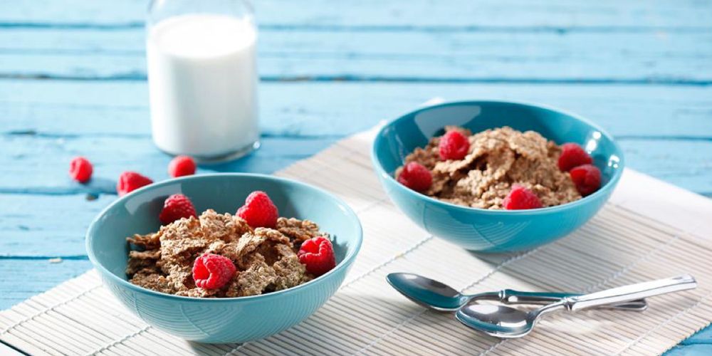 Πρωϊνό με Δημητριακά σίτου ολικής άλεσης