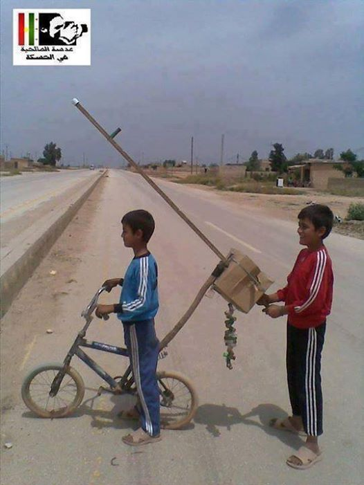 ربما تحتوي الصورة على: ‏‏‏٢‏ شخصان‏، و‏‏‏أشخاص يقفون‏ و‏نشاطات في أماكن مفتوحة‏‏‏‏