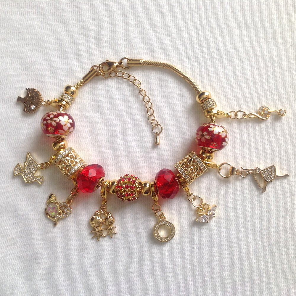 Days of Christmas Cubic Zirconia European Style Charm Bracelet in Gold, Red and White